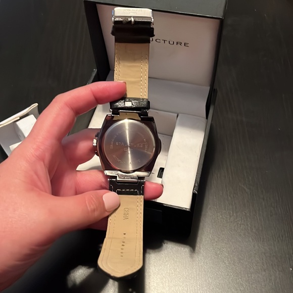 Large Face Black & Blue Structure Watch, New in Box - some defects, see photos - Picture 4 of 6